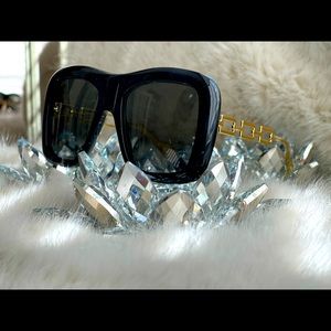 Authentic GUCCI Sunglasses GG 0499S